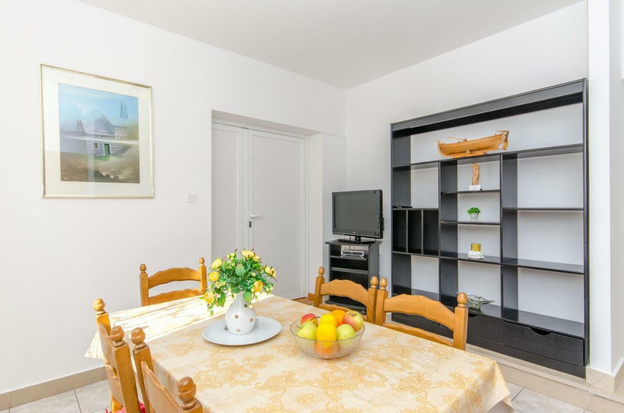 Apartments And Room Sun & Sea Podgora Buitenkant foto