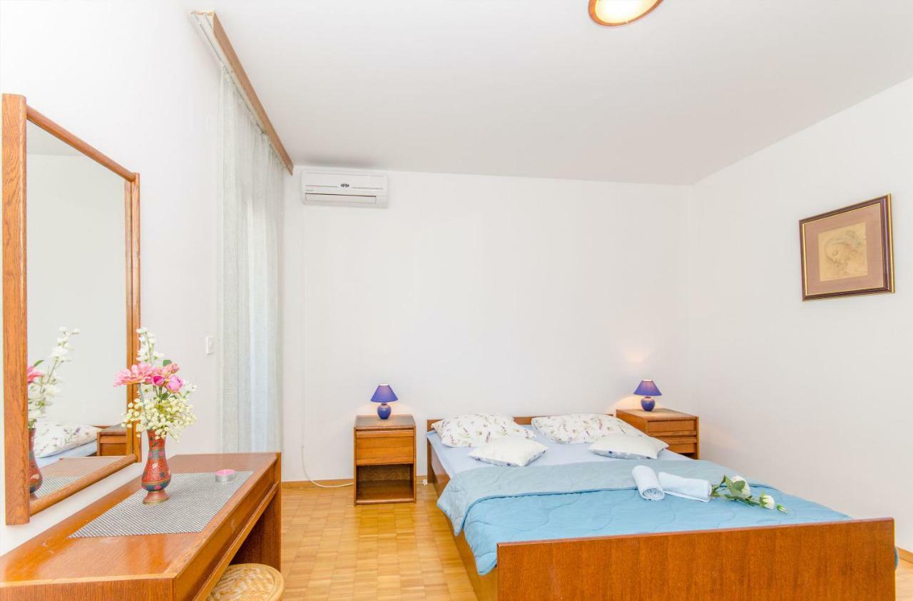 Apartments And Room Sun & Sea Podgora Buitenkant foto